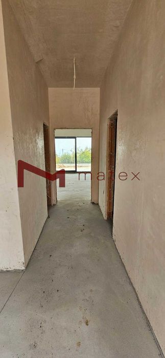 ДВУЕТАЖНА КЪЩА с нескриваема панорама- Кателиев