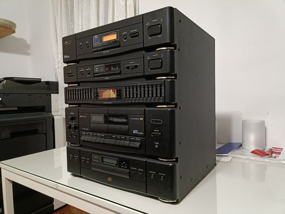 Combină muzicală Clatronic