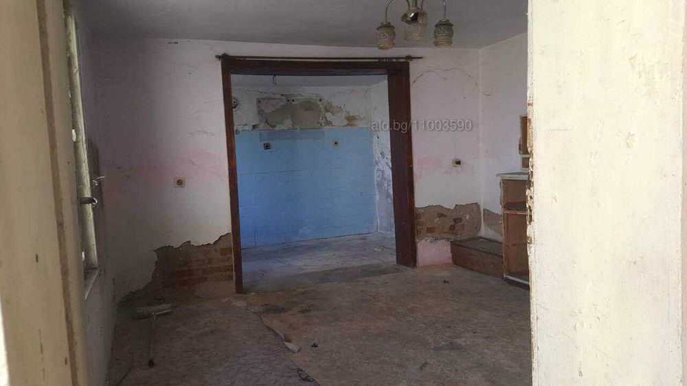 Двор с постройки с. Царимир