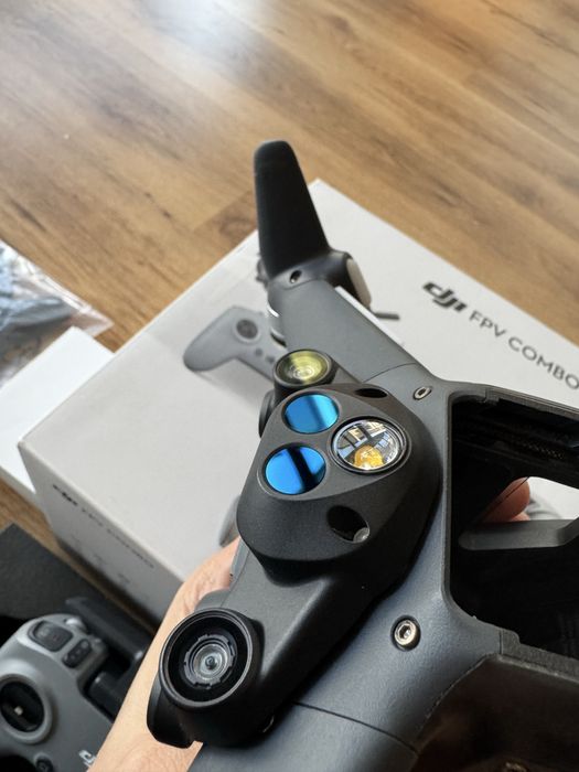 Dji FPV + 2 baterii, impecabil