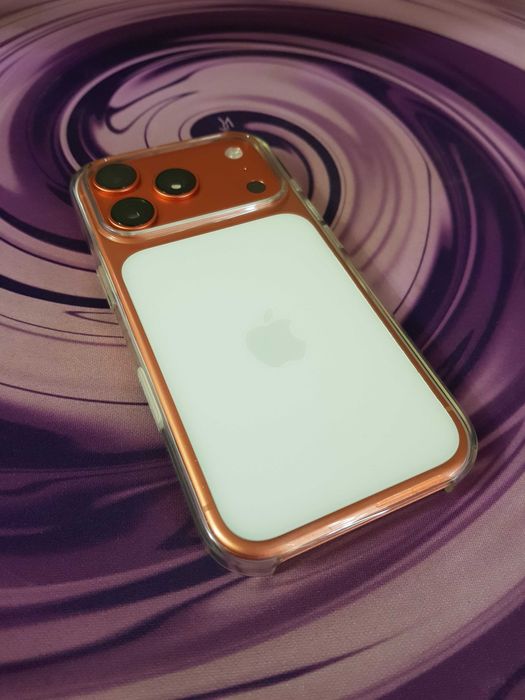iPhone 17 Pro (Cosmic Orange) ИДЕАЛЬНОЕ СОСТОЯНИЕ