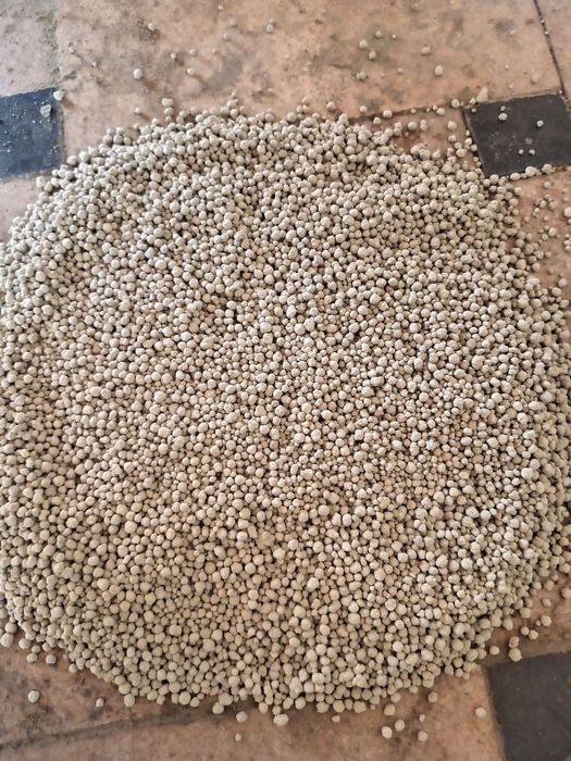 Qidiruv va qazib olish quduqlarini burg'ilash bentonit gili sotiladi