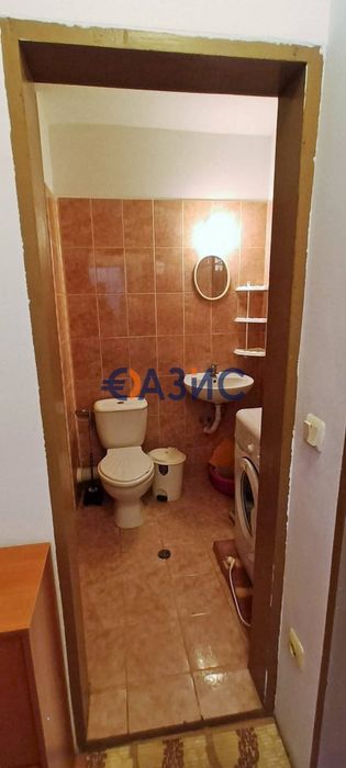 Продава се Двустаен апартамент в Бургас, Център - 45 кв.м за 1289 €/кв.м - Снимка #7