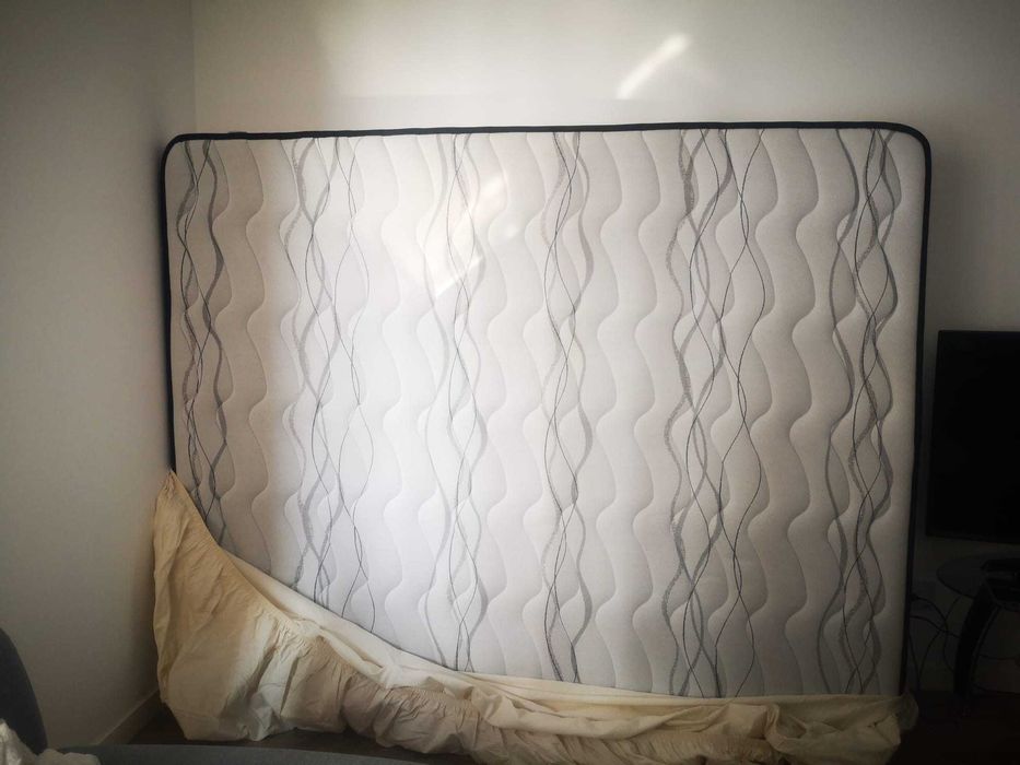 Saltea Lems 1.60 x 2.00 in stare impecabila