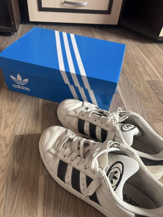 Маратонки adidas campus