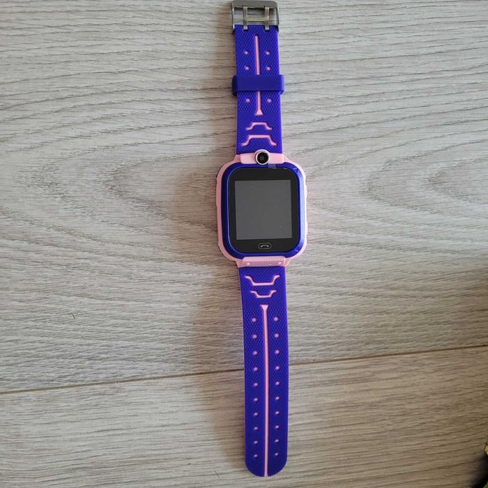 Детски смарт часовник - Чисто нов за момиче. 35лв