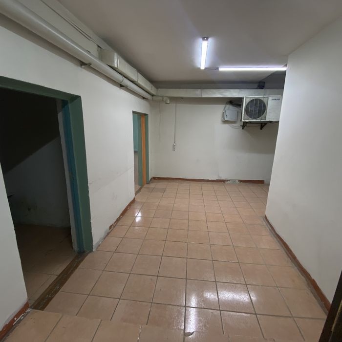 Сдам подвальное помещение