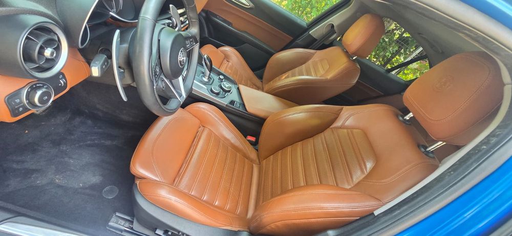 Alfa Romeo Giulia Veloce Avariat Ușor Q4 AWD  280 CP Full Option