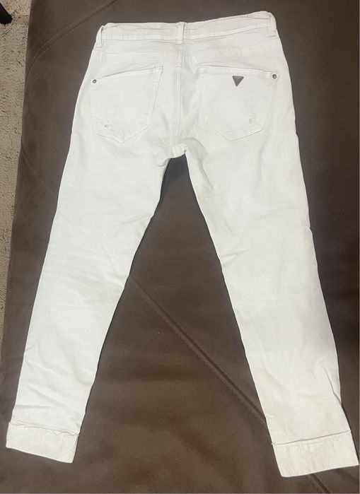 Бели дънки / ниска талия/