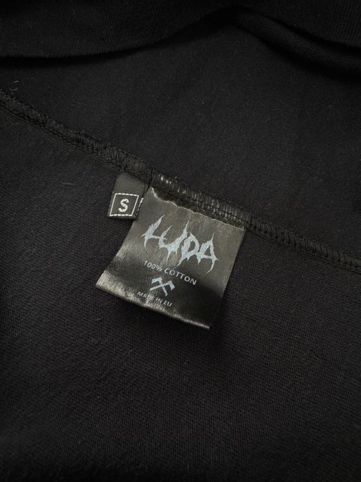 Luda тениска LORD GOD