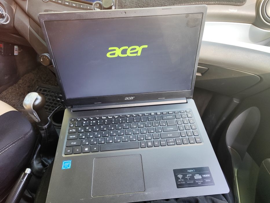 Acer Aspira 3  holati yaxshi