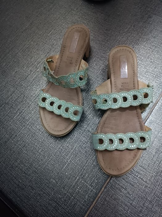 Super oferta . Sandale