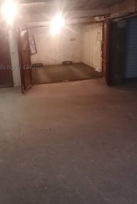 Дава се под наем Гараж / Паркомясто в Сливен, Руски - 20 кв.м за 61.2 € - Снимка #2