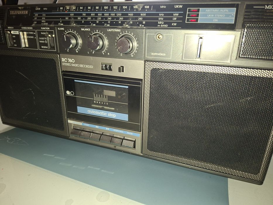 Telefunken RC760, Radiocasetofon Stereo ,Germany 1987,  radio 4 benzi, funcțional, 2 Way Speakers