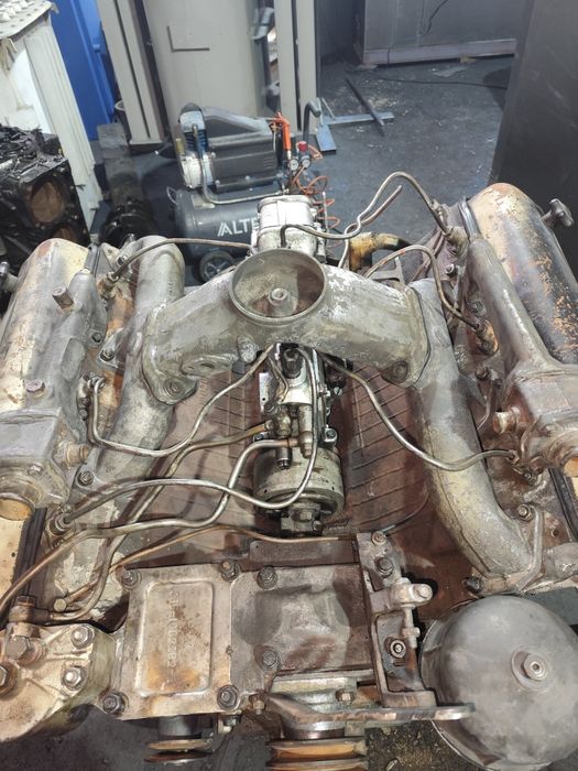 Двигатель Ямз236