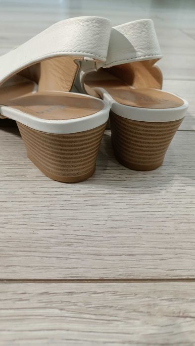 Sandale din piele 40/41