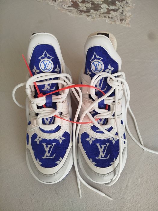 Кроссовки женские 38го размера original Louis Vuitton