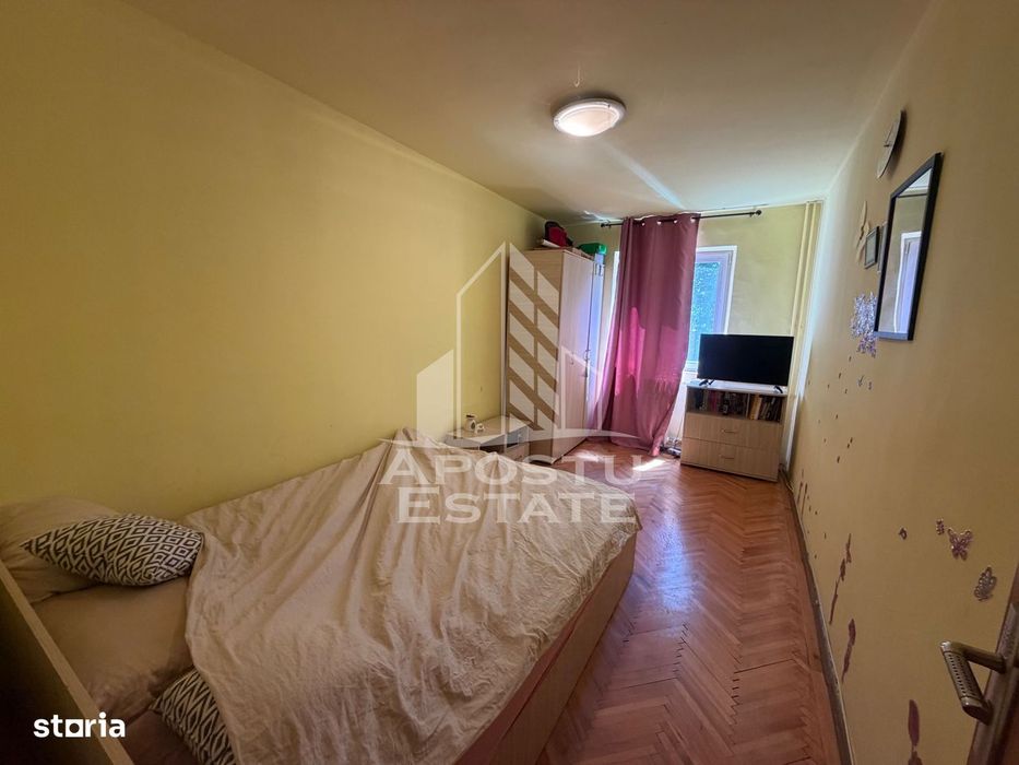 Apartament cu 3 camere ,etaj intermediar, Zona Dacia ,Timisoara