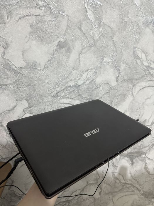 Ноутбук Asus Сатылады