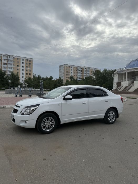 Шевроле Кобальт 2023 год