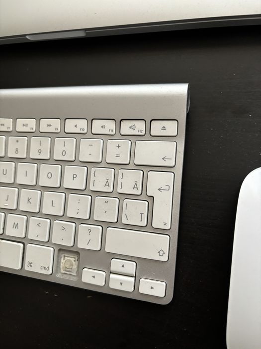 Tastatura Apple Wireless