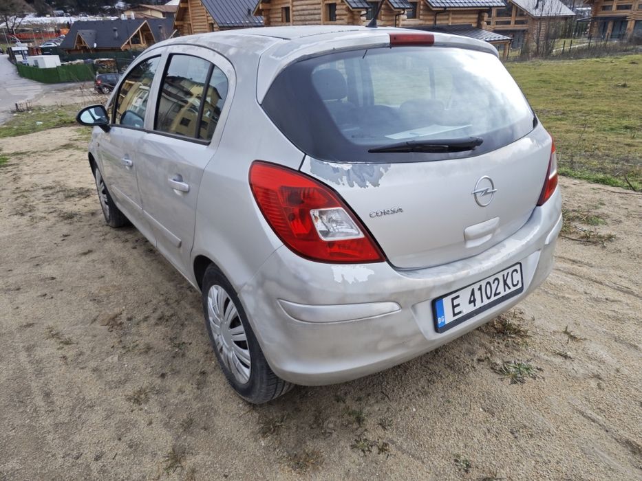 Opel Corsa D 2007 бензин