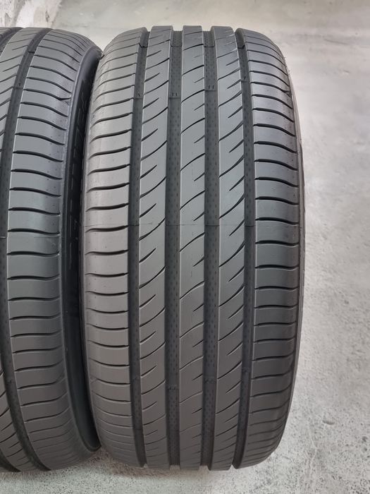 "Dot 25" 245/50/18 Delinte 2Броя: 120€ 7.8мм