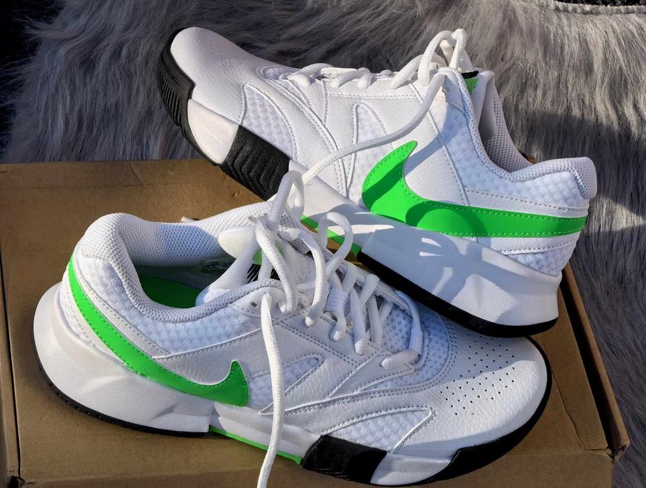 Nike Court Lite оригинални дамски сникърси нови еко кожа 38