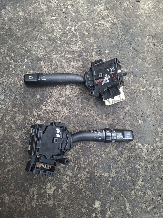 Вертолёт, подрулевой переключатель  Toyota  Highlander 01-07гг.