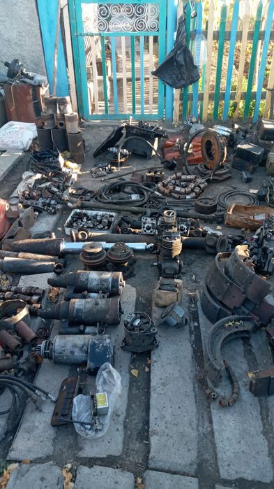 Продаю запчасти  Ифа