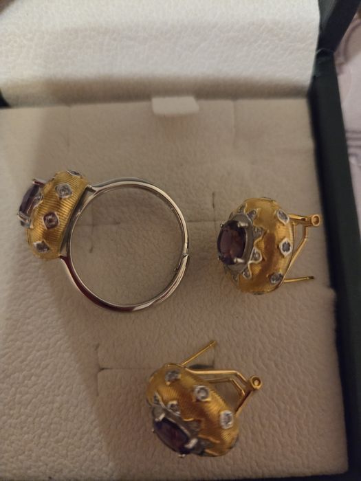 Продается серебряный набор 925 пробы