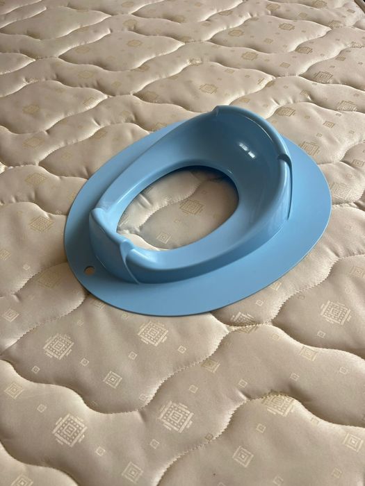 Сидение на унитаз