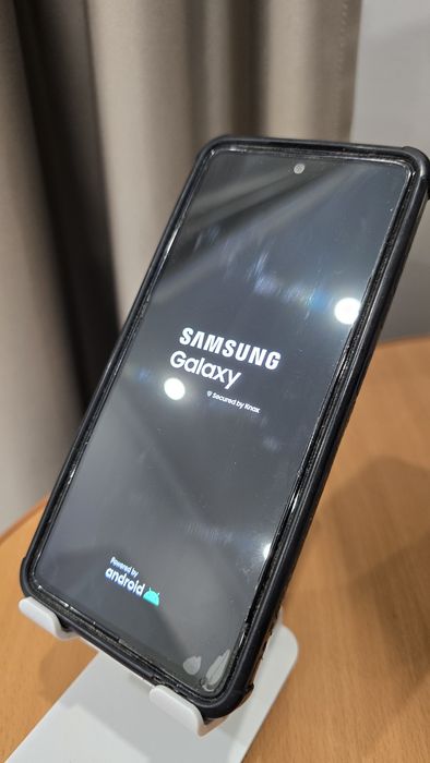 Samsung A52 смартфон