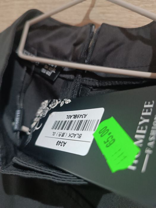Rochie neagră mărime L
