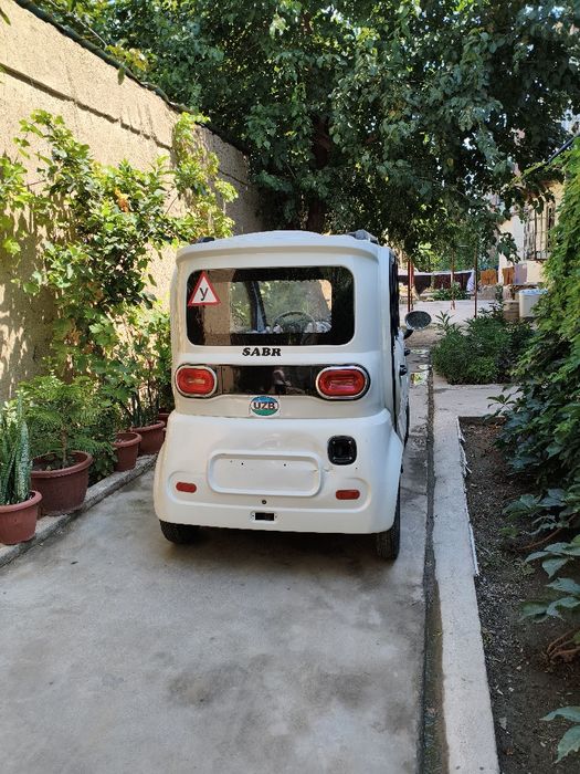 Elektro moped bor