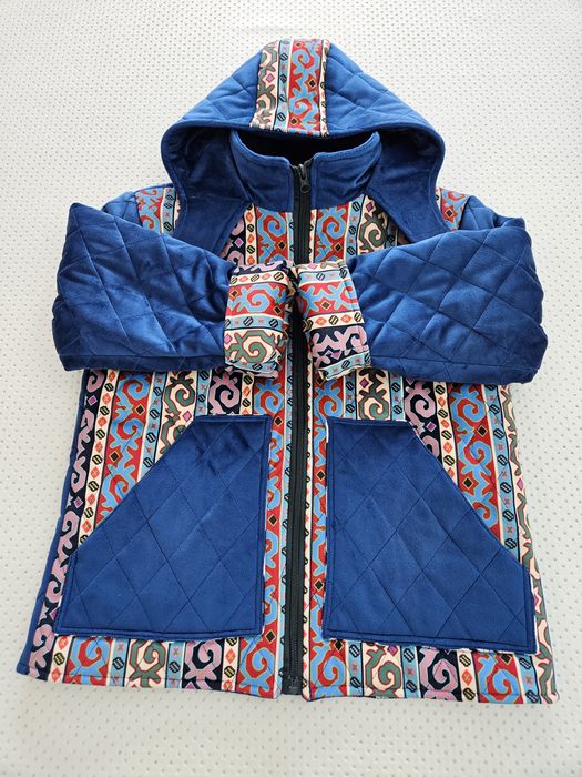 Ұл балаларға шапан капюшонымен