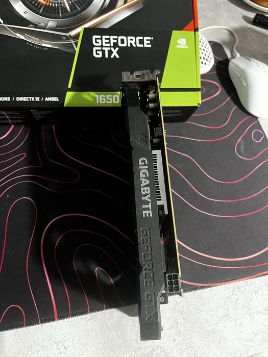 gigabyte GTX 1650  windforse os 4GB