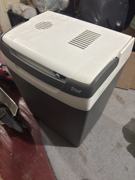 Lada frigorifica camping