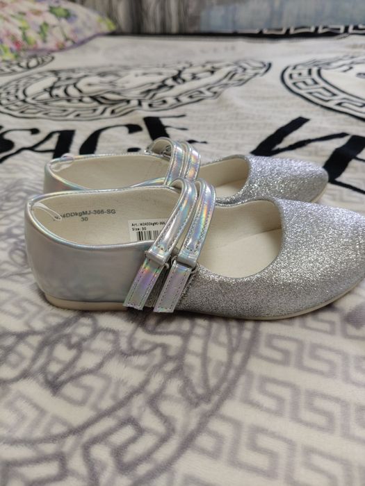 Продам синее праздничное платье.