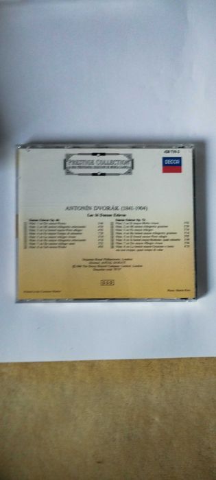 Prestigioasa colecție de discuri vechi muzică clasică