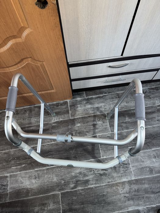 Комплект, кресто туалет с ходунками