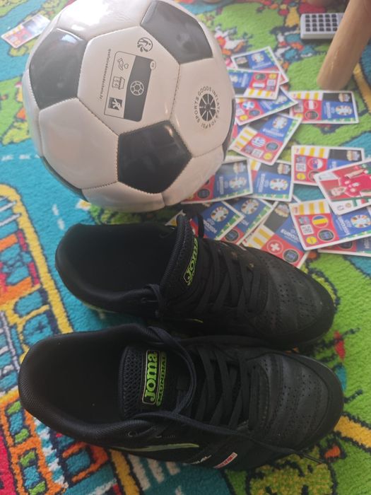 Pantofi fotbal Joma nr 39 stare foarte buna  100 ron