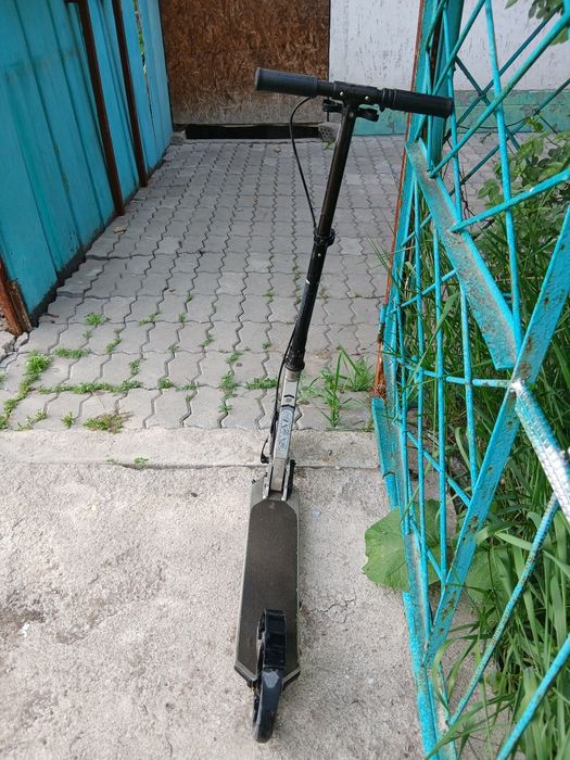 Самокат обычный.