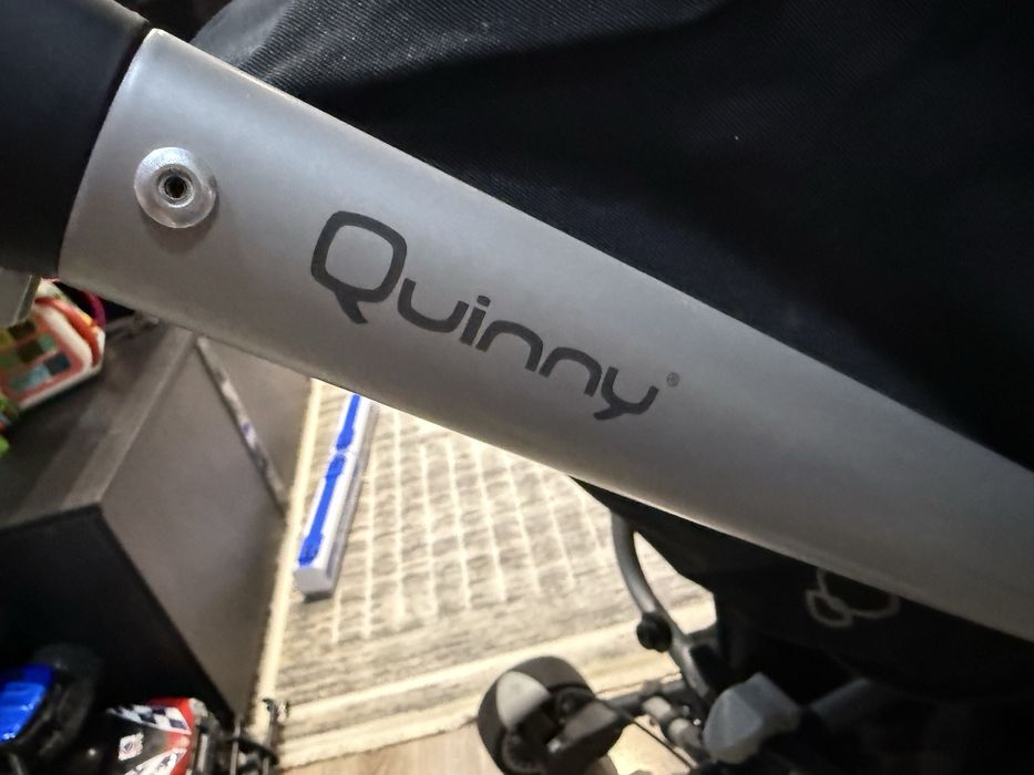 * Quiny детская 3-х колесная коляска в хорошем состоянии не дорого!