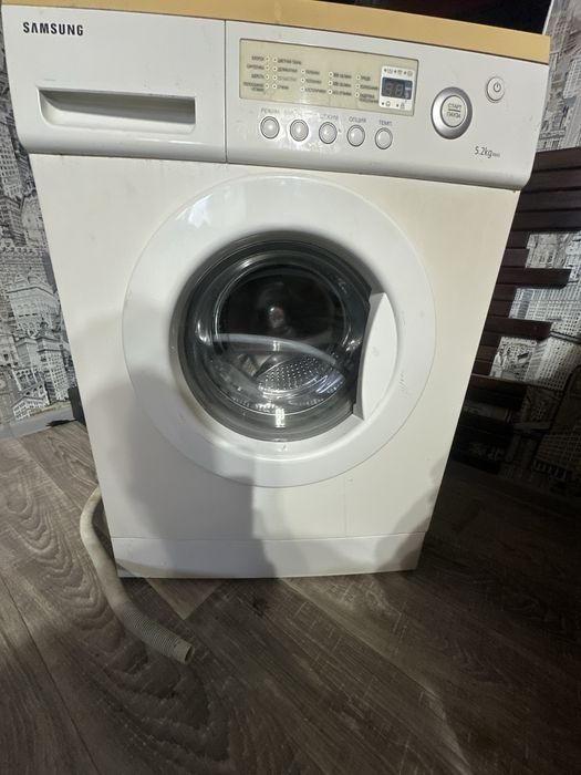 Стиральная машина продам