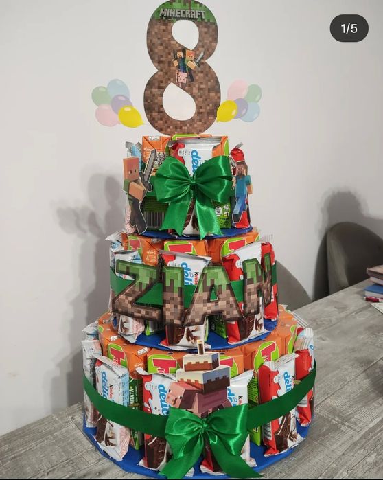 Tort din culciuri/ aranjament din dulciuri/ zile de naștere/ personaje