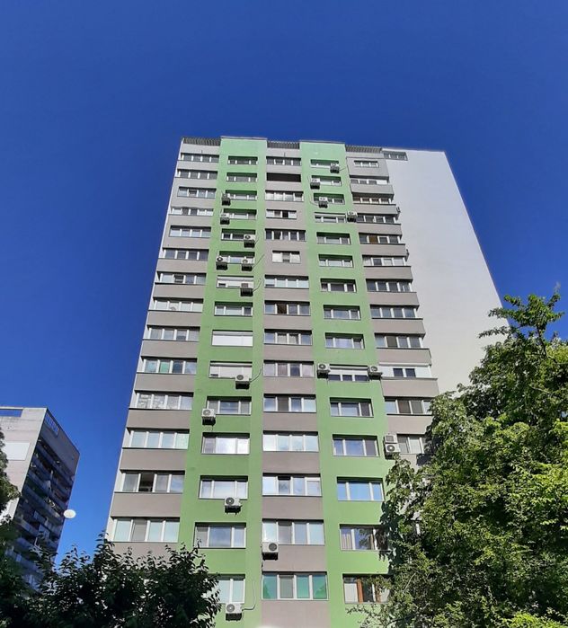 Продава се Четиристаен апартамент в Плевен, Широк център - 110 кв.м за 1264 €/кв.м - Снимка #17