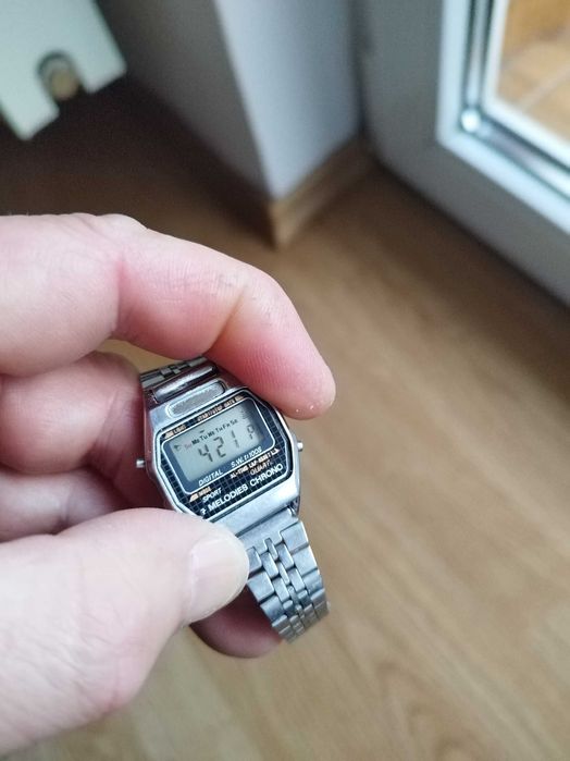 Ceas cu 7 melodii, pentru dama, Functional