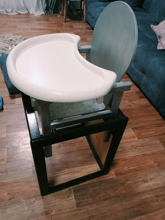 Детский столик для кормления