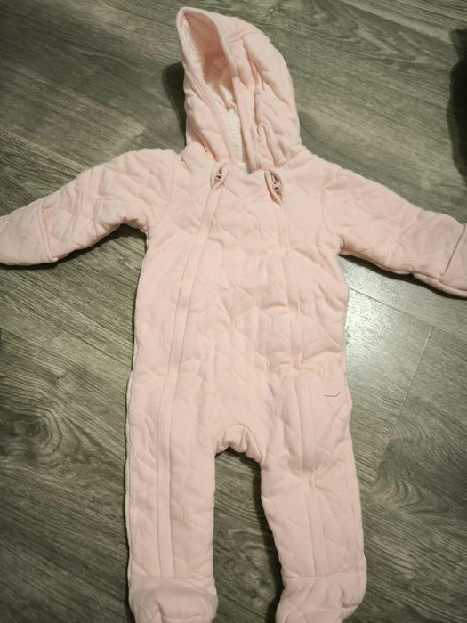 Бебешки  дрехи .